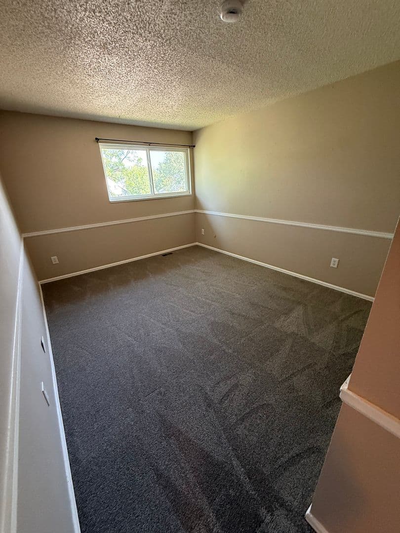 Boulder House: 4237 Monroe #B