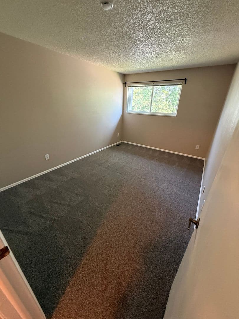 Boulder House: 4237 Monroe #B