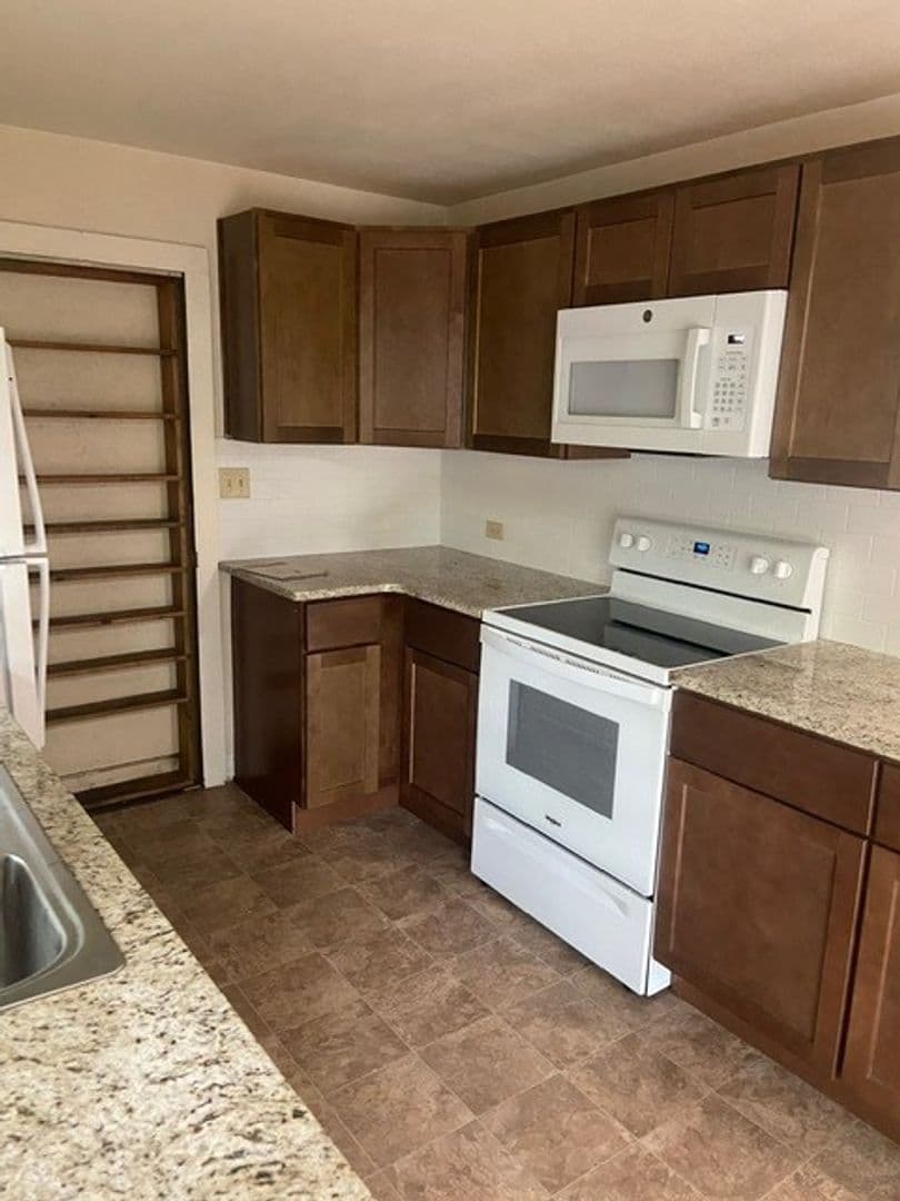 Boulder Apartment: 2227 Arapahoe Ave