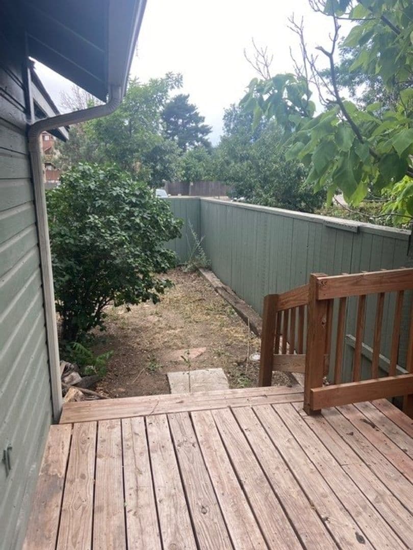 Boulder Apartment: 2227 Arapahoe Ave