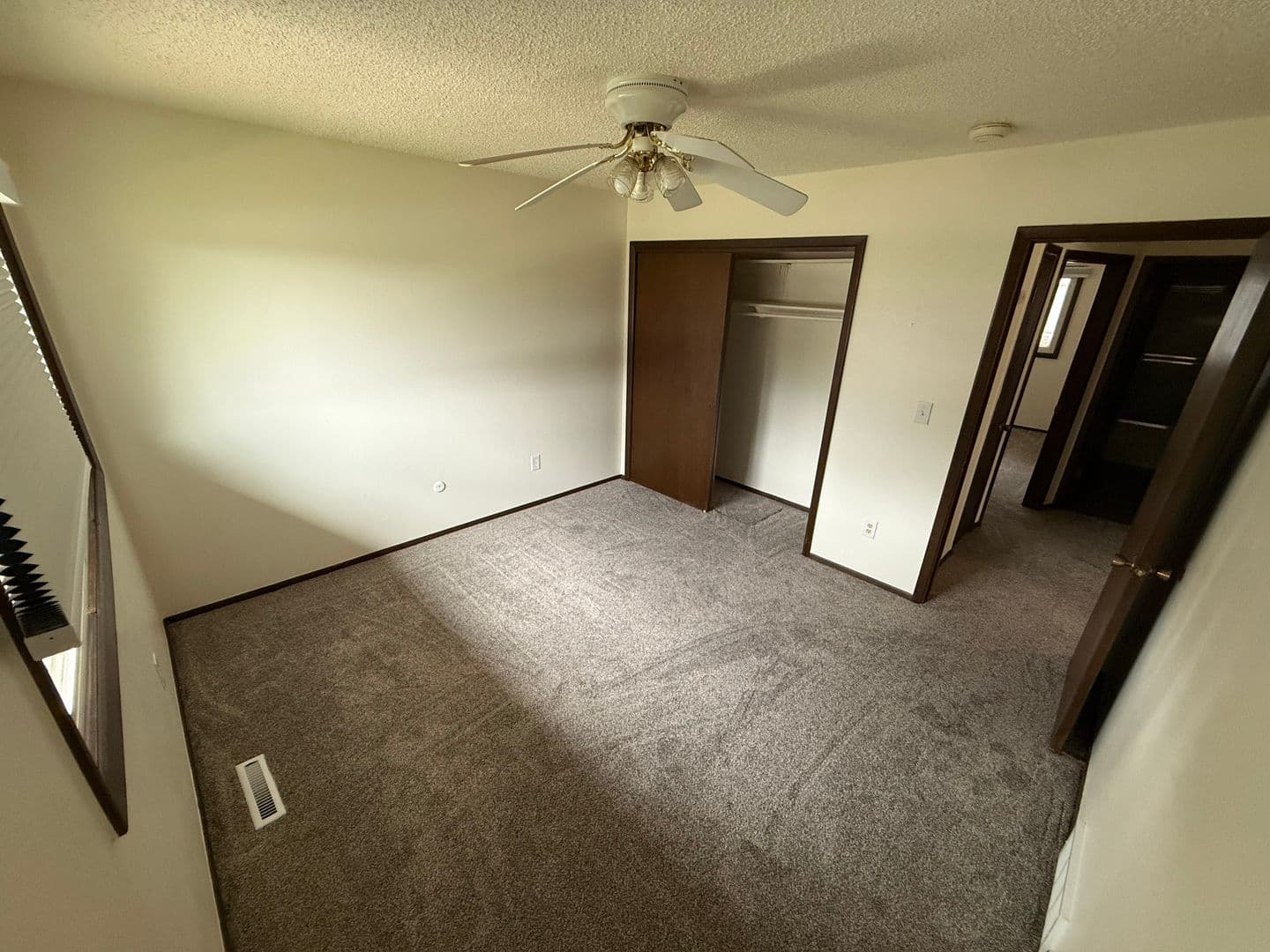 Longmont Apartment: 2330 Wedgewood Ave