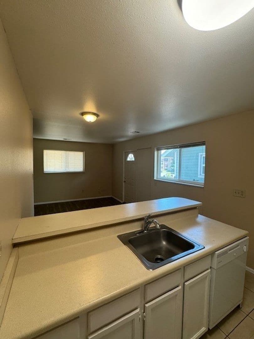 Boulder Apartment: 2227 Arapahoe Ave