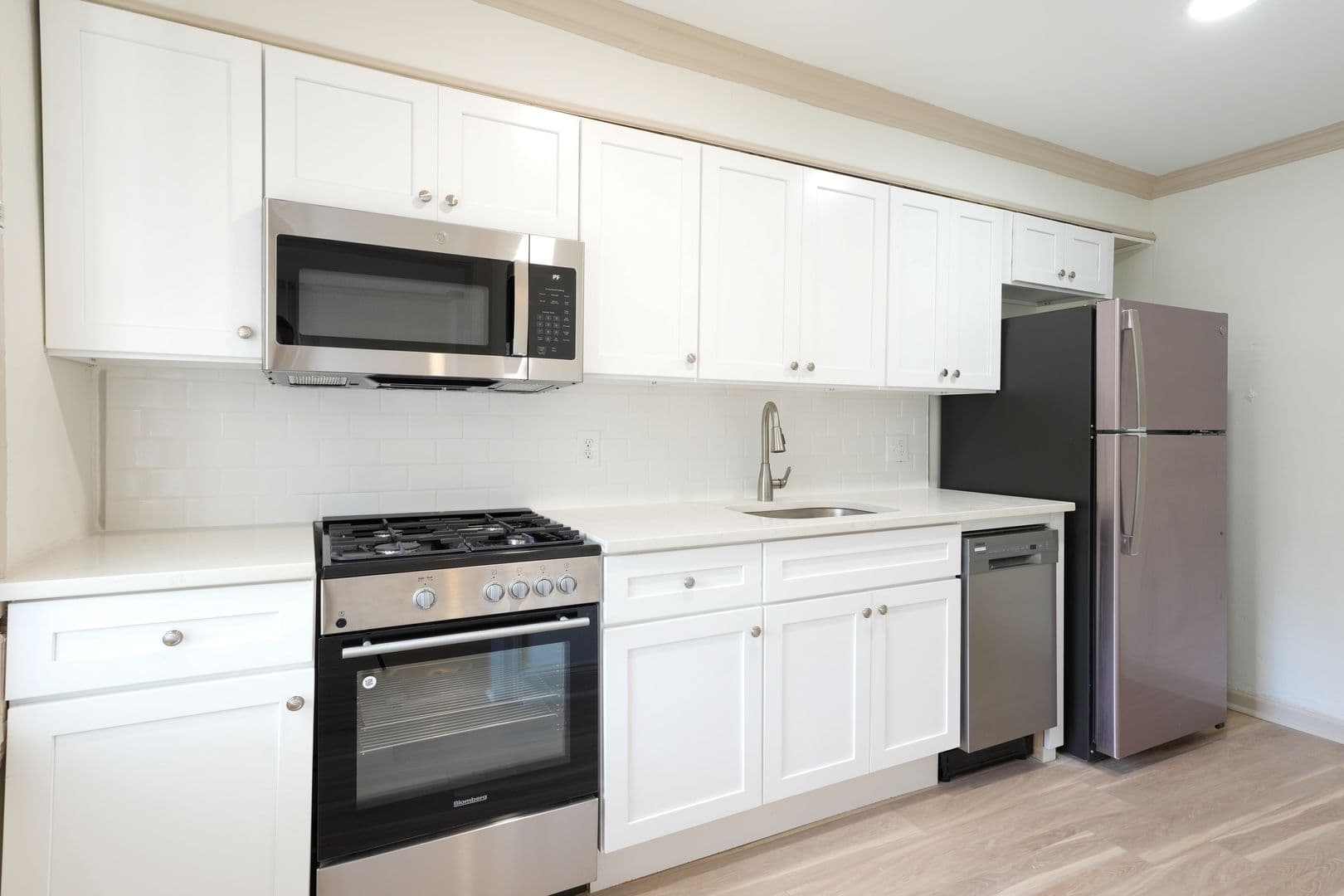 Haddonfield Apartment: 307 Kings Highway East