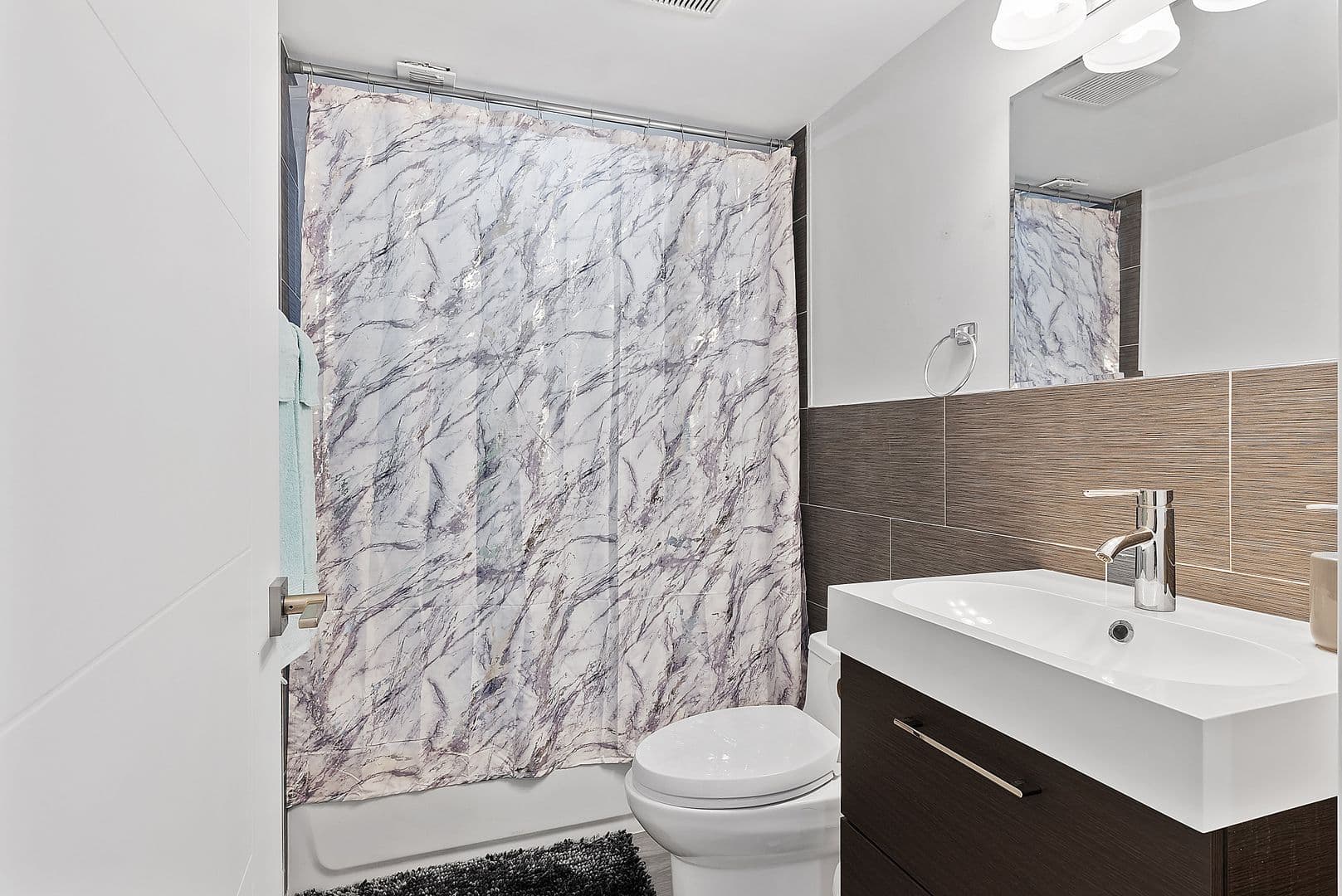 Philadelphia Apartment: 1261-63 N Newkirk St