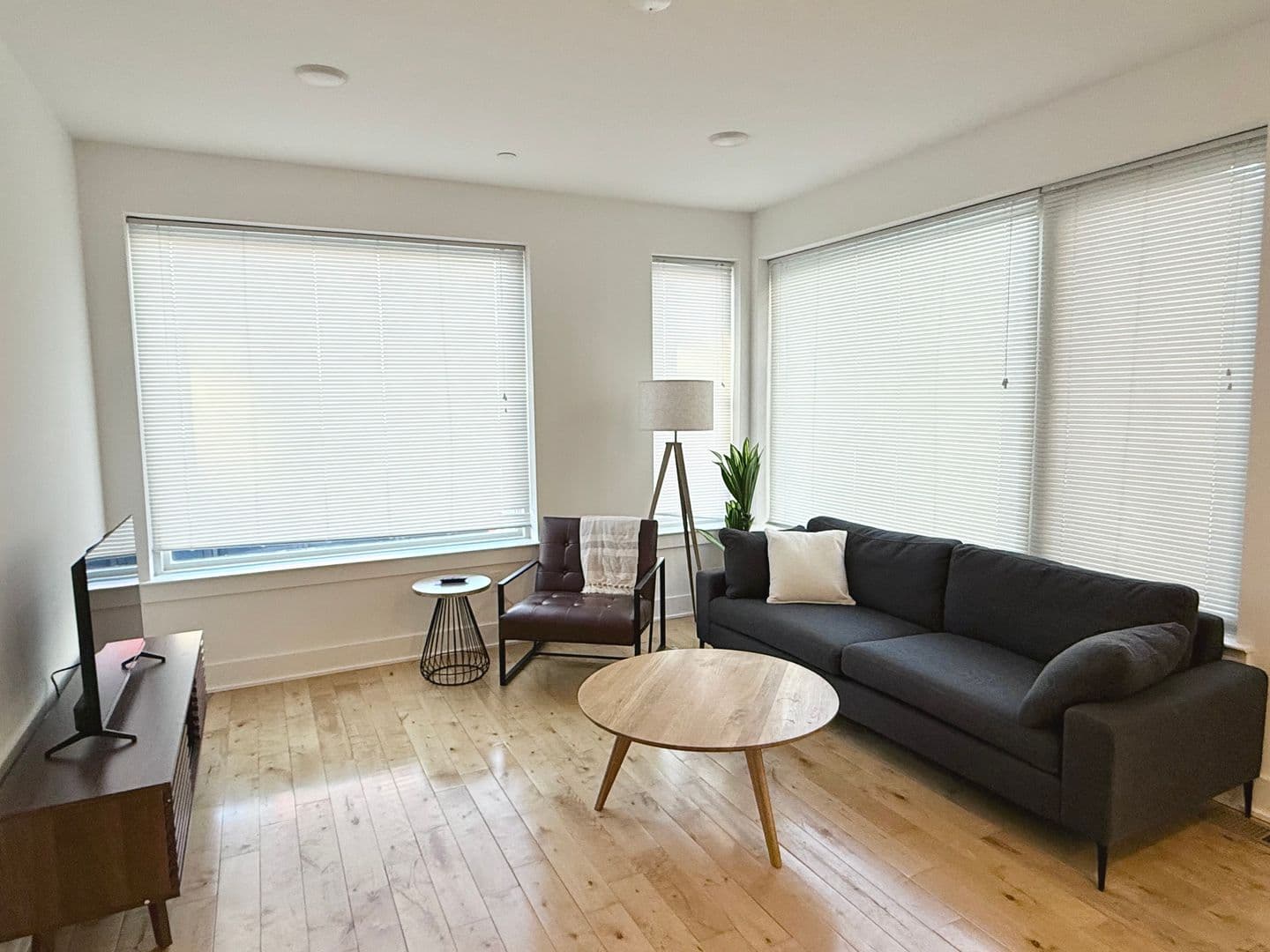 PHILADELPHIA Apartment: 4100 Ludlow St