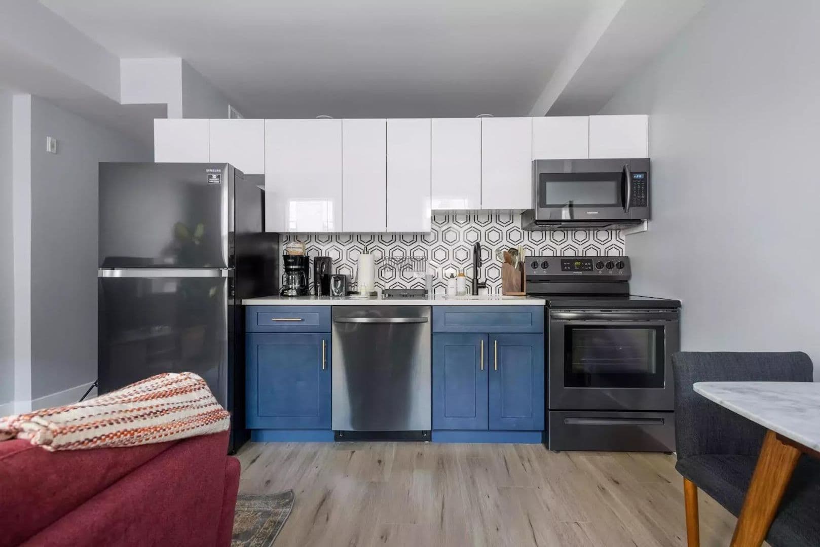 Philadelphia Apartment: 3936 Haverford Ave