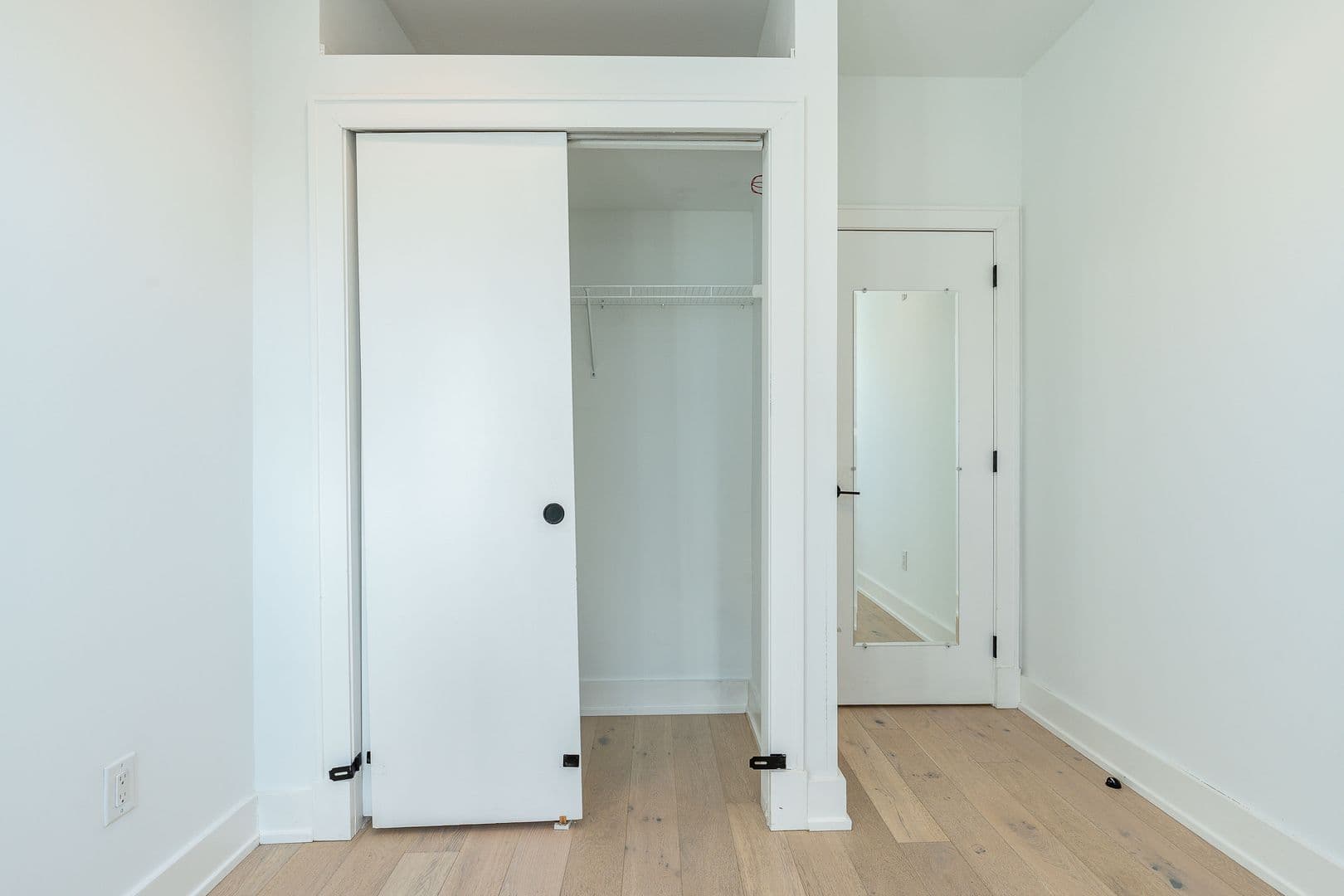 Philadelphia Apartment: 965 Frankford Ave