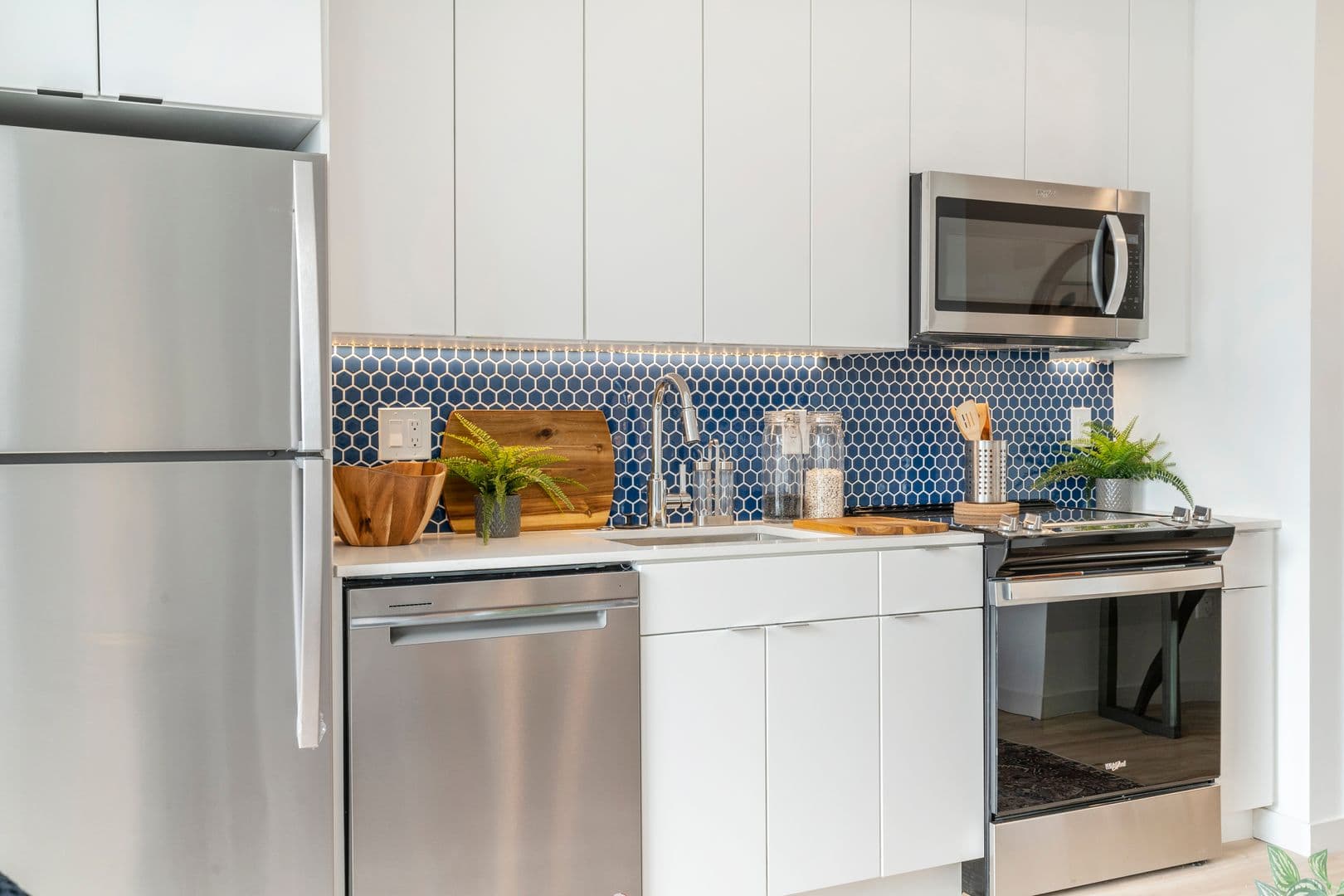 Philadelphia Apartment: 1131-39 N Front St