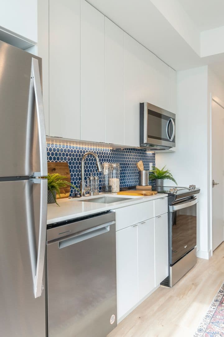 Philadelphia Apartment: 1131-39 N Front St