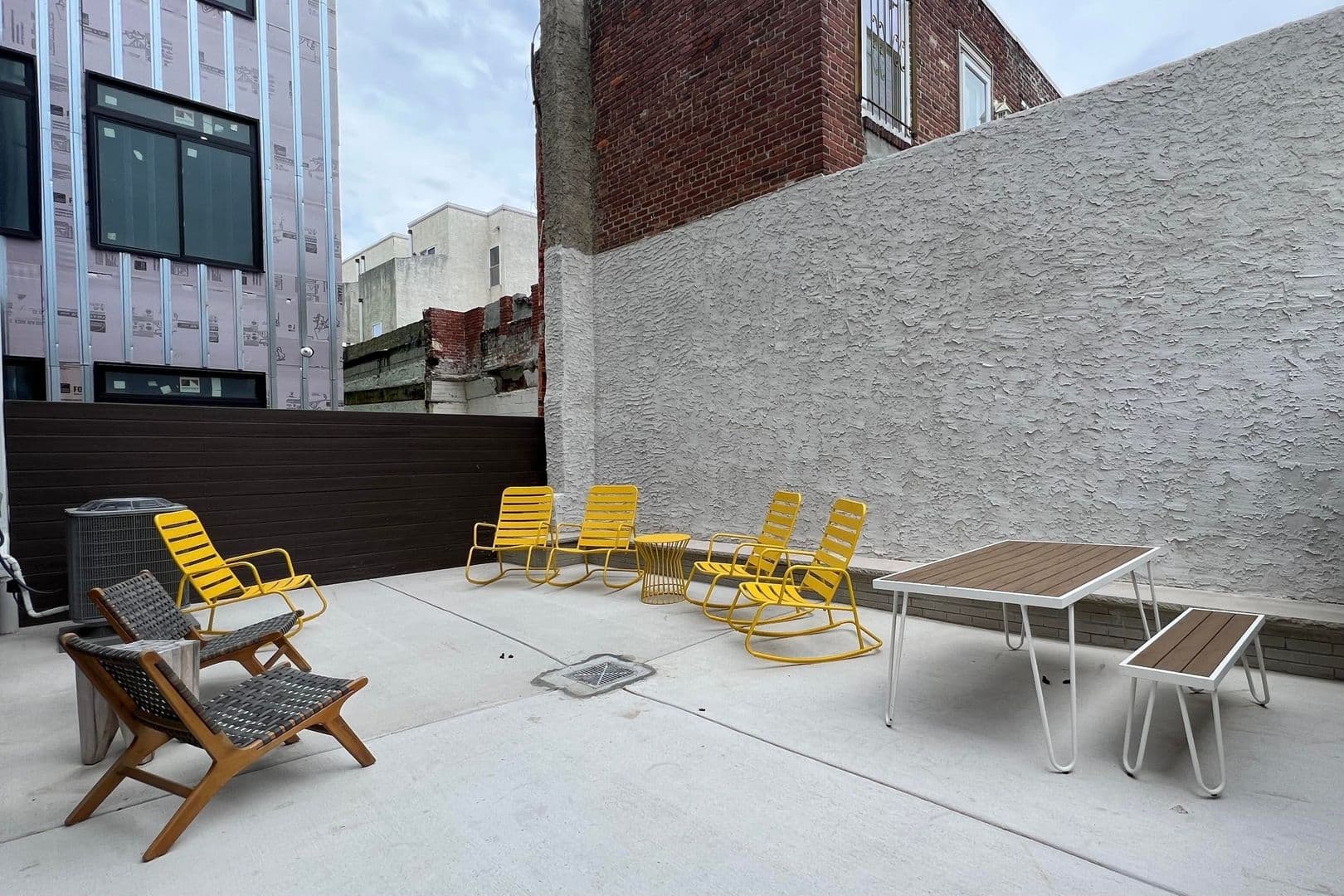 Philadelphia Apartment: 521 N 41st Street