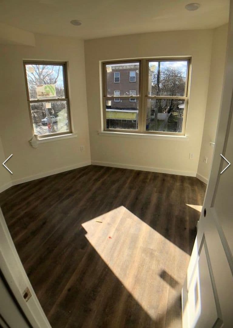 Philadelphia Apartment: 707 N 40th St