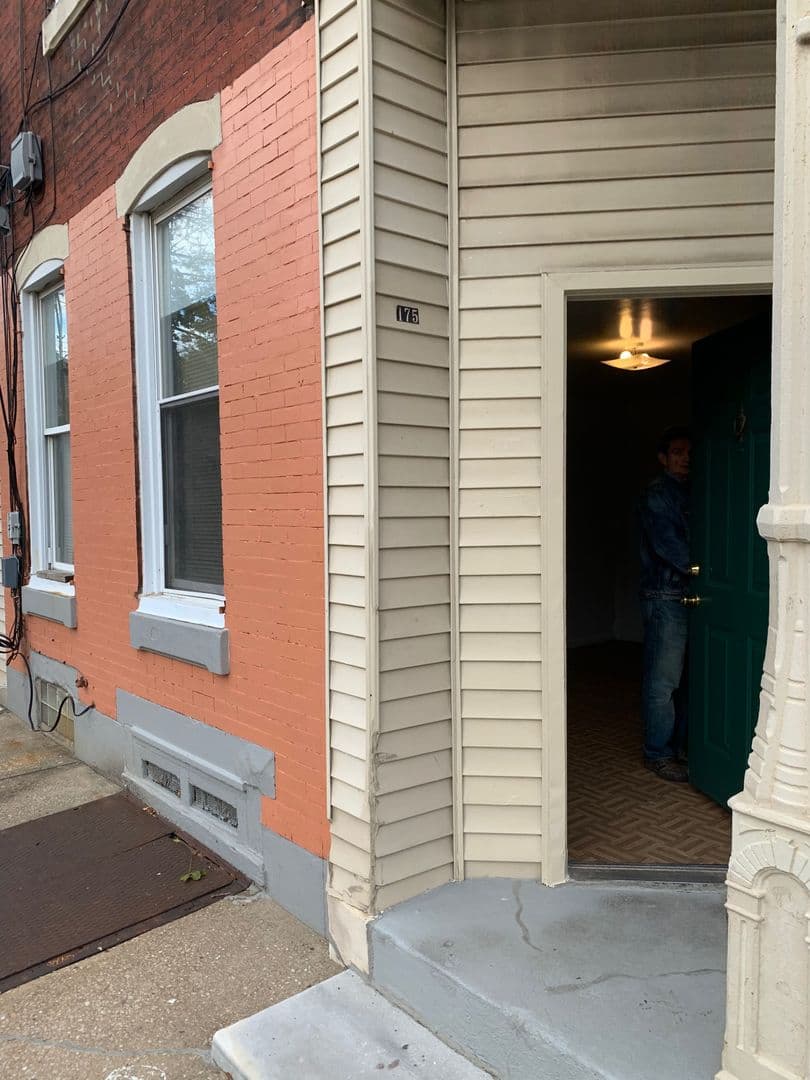Philadelphia Apartment: 175 W Berks St