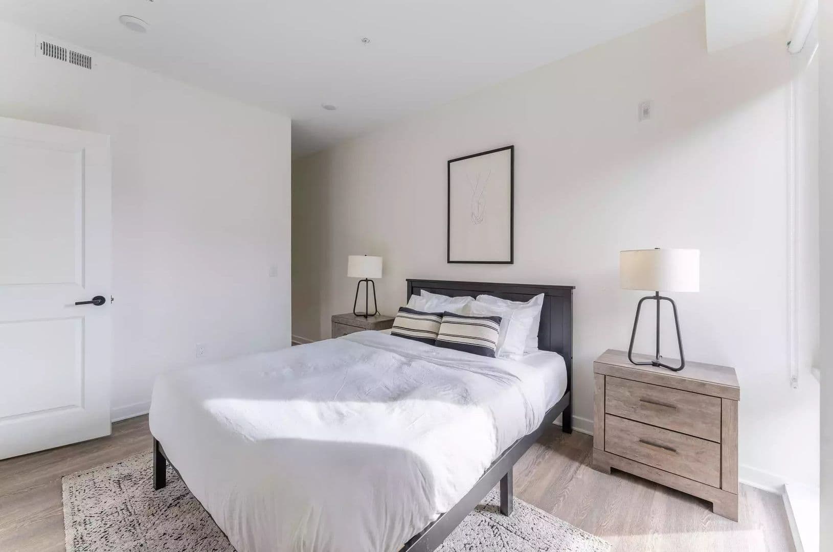 Philadelphia Apartment: 521 N 41st Street