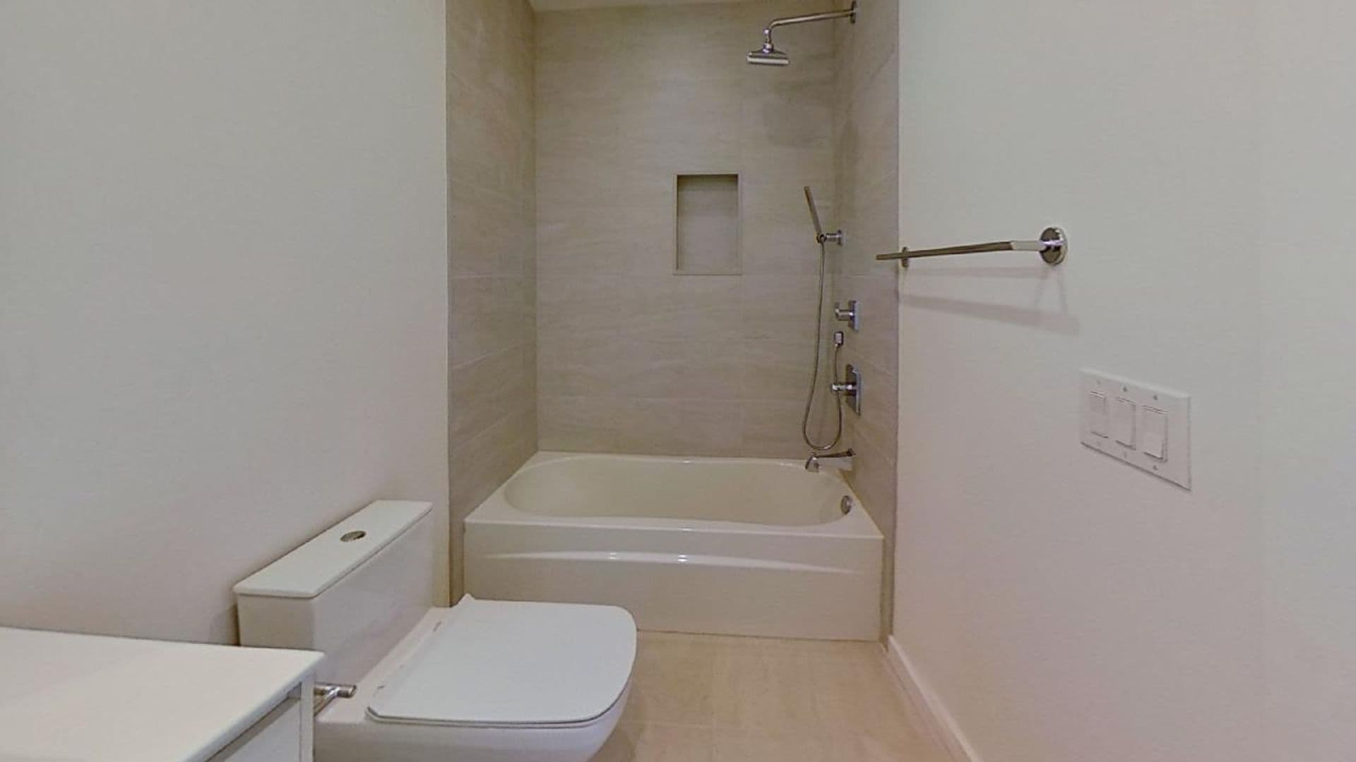 Philadelphia Apartment: 3859 Lancaster Ave