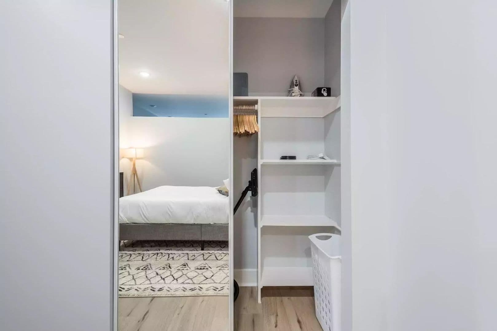 Philadelphia Apartment: 3936 Haverford Ave