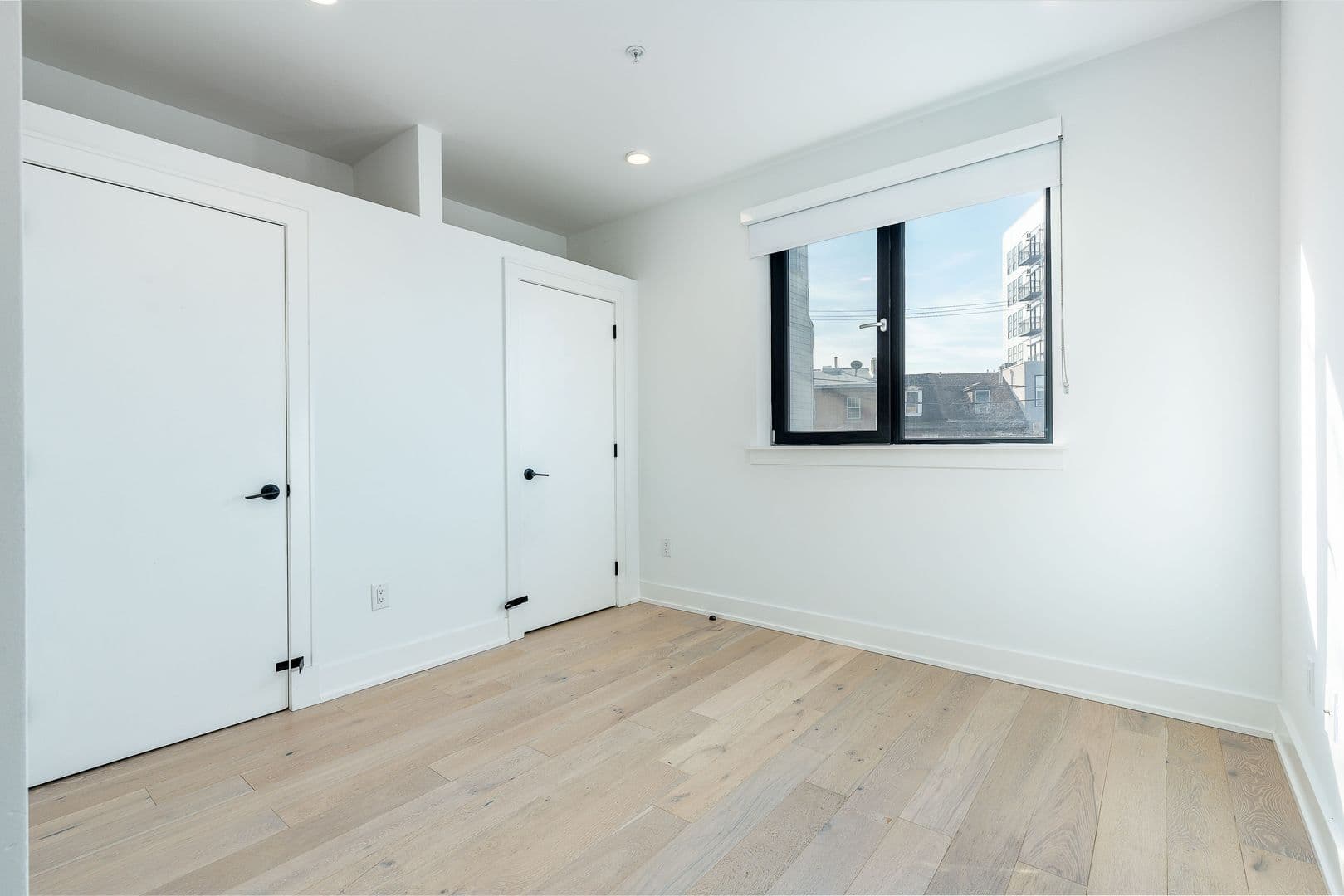 Philadelphia Apartment: 965 Frankford Ave