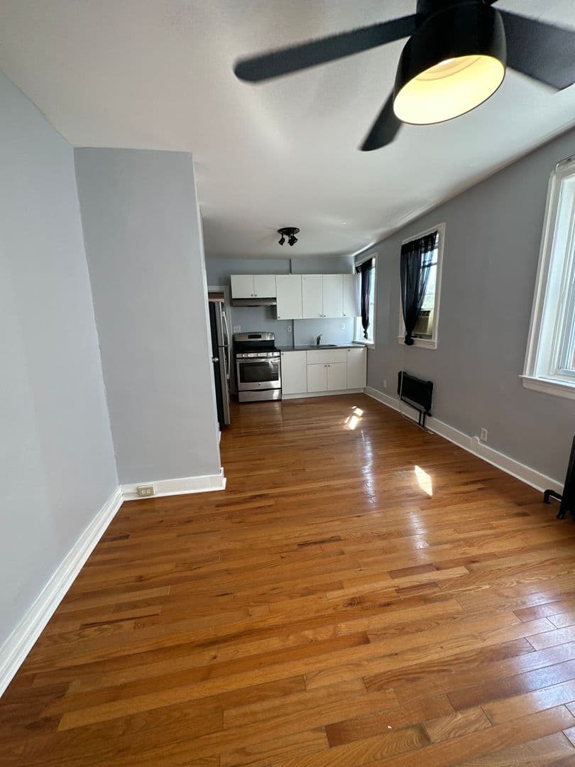 Philadelphia Apartment: 5236 Walnut Street