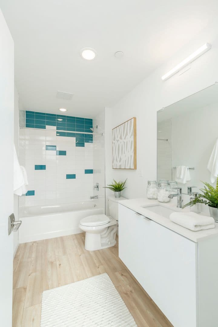 Philadelphia Apartment: 1131-39 N Front St