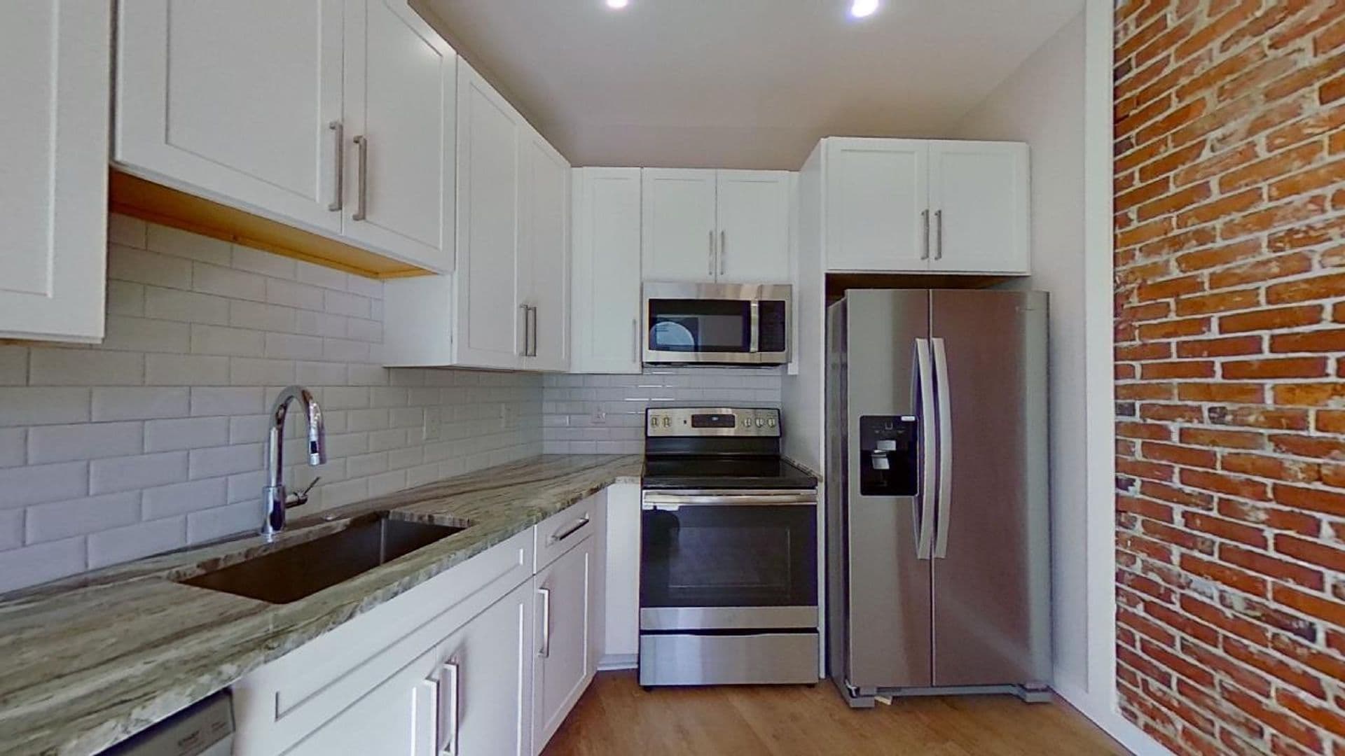 Philadelphia Apartment: 3859 Lancaster Ave