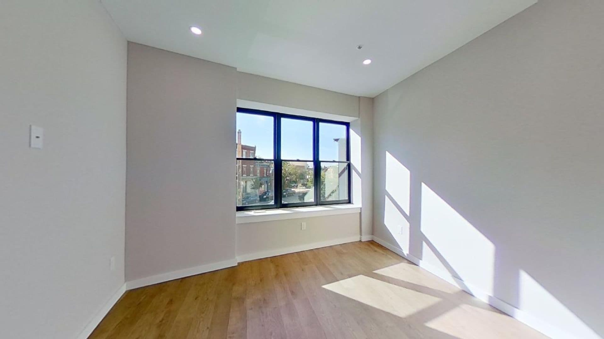 Philadelphia Apartment: 3859 Lancaster Ave