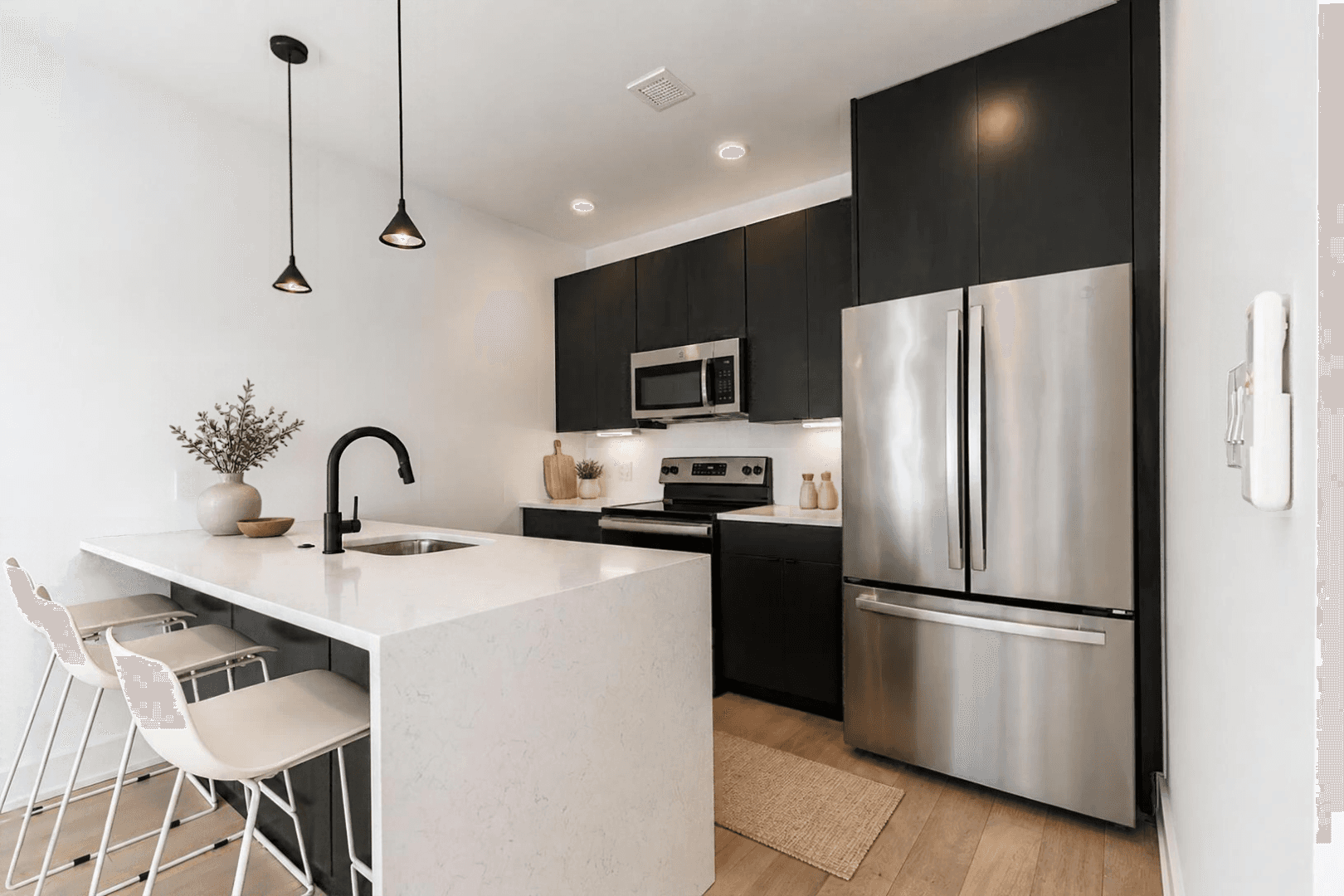 Philadelphia Apartment: 965 Frankford Ave