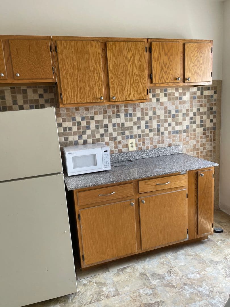 Philadelphia Apartment: 2641 E Clearfield St.