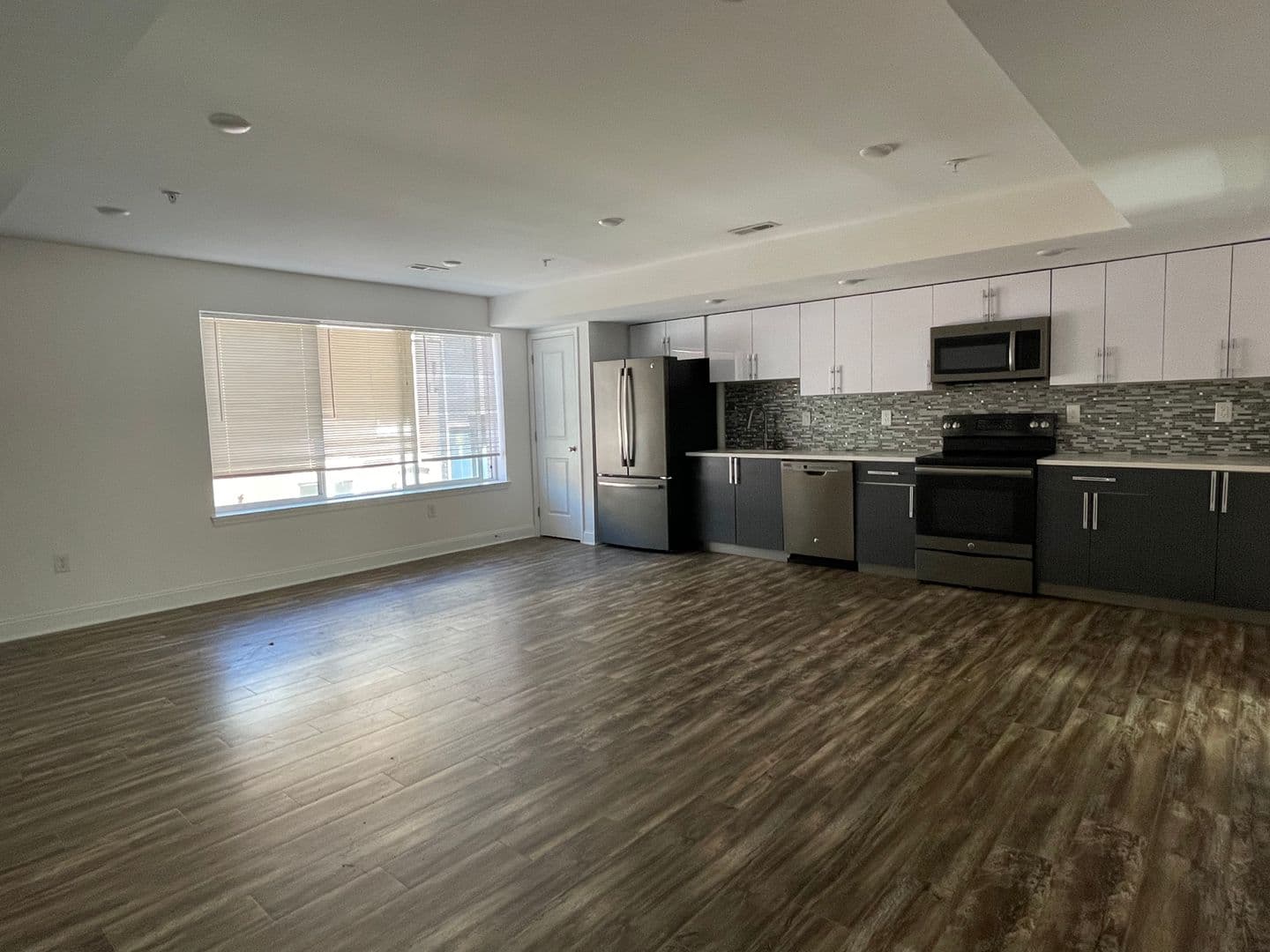 Philadelphia Apartment: 1257-59 N Newkirk St