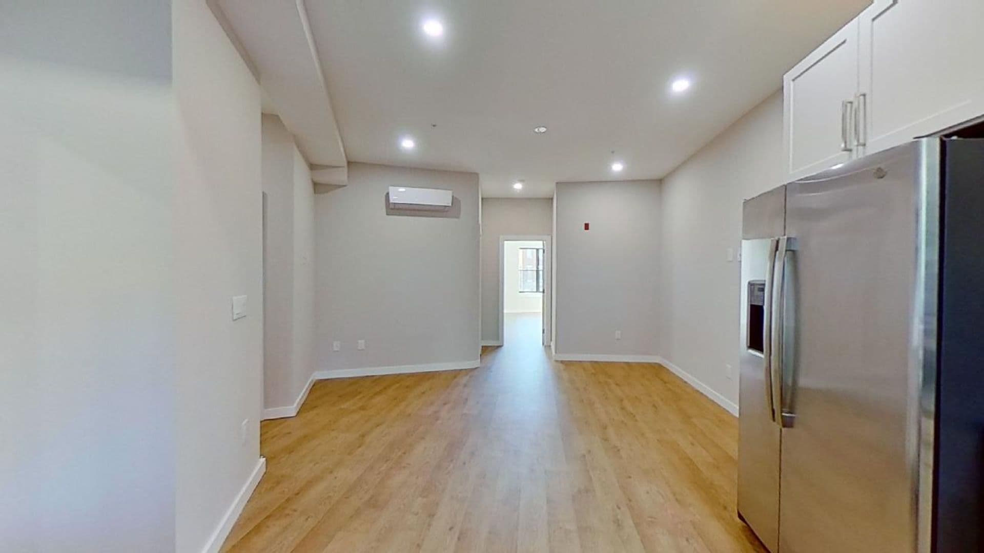 Philadelphia Apartment: 3859 Lancaster Ave