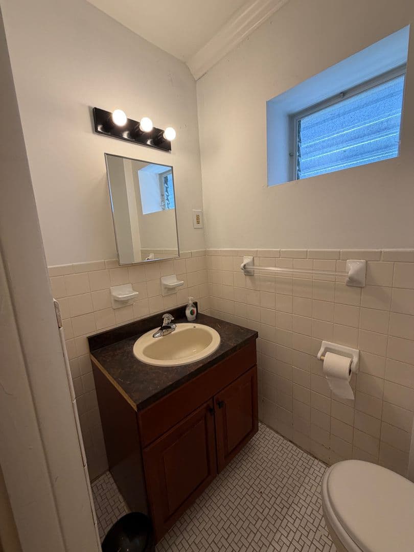 Philadelphia Apartment: 3156 Richmond St.