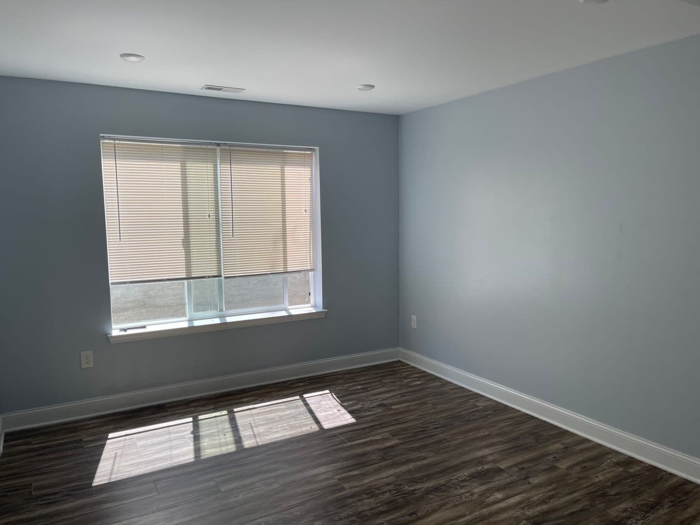 Philadelphia Apartment: 1257-59 N Newkirk St