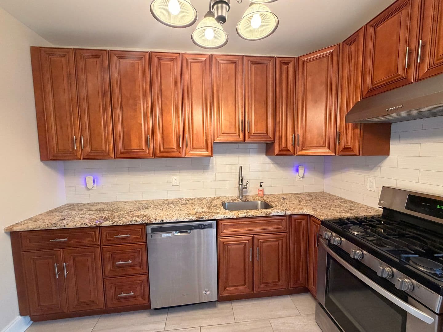 Philadelphia House: 3461 Livingston Street