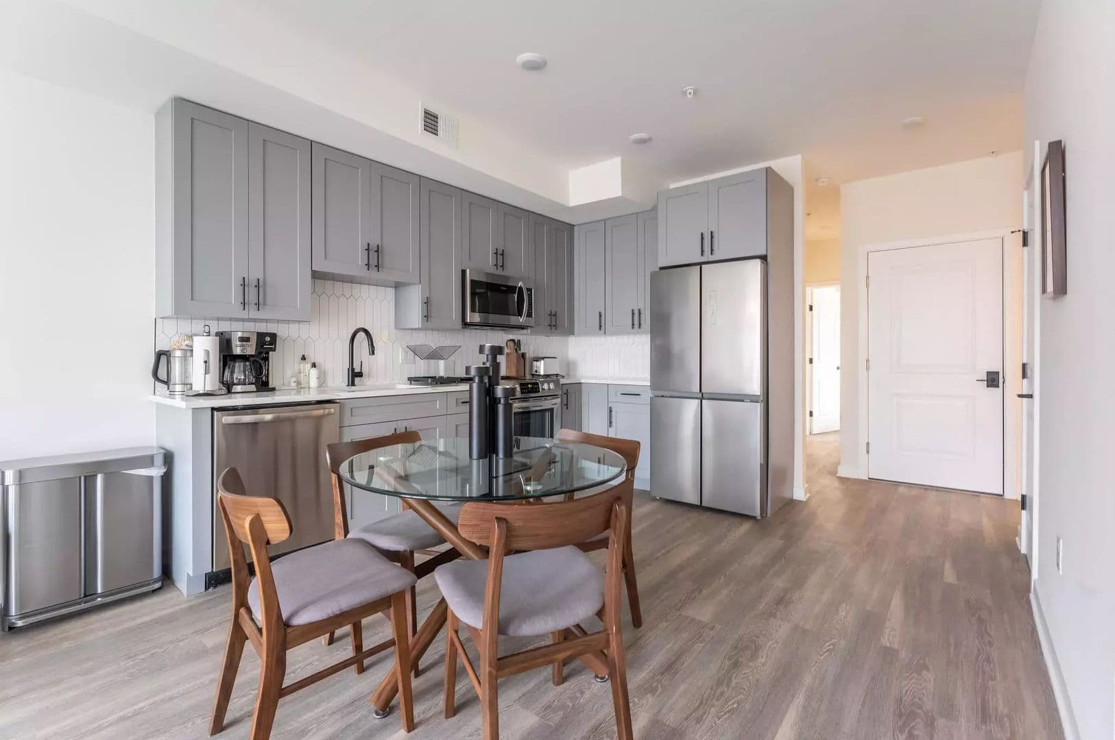 Philadelphia Apartment: 521 N 41st Street