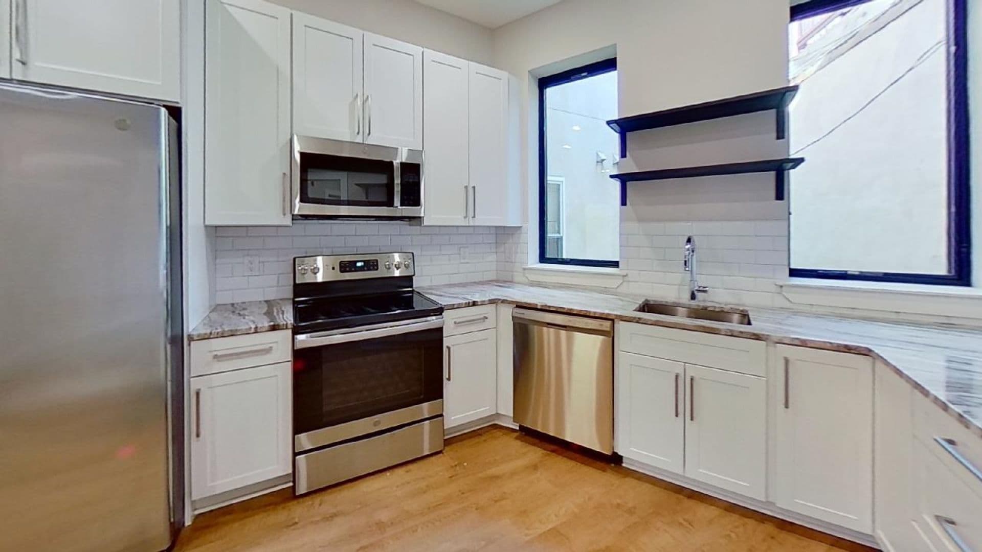 Philadelphia Apartment: 3859 Lancaster Ave