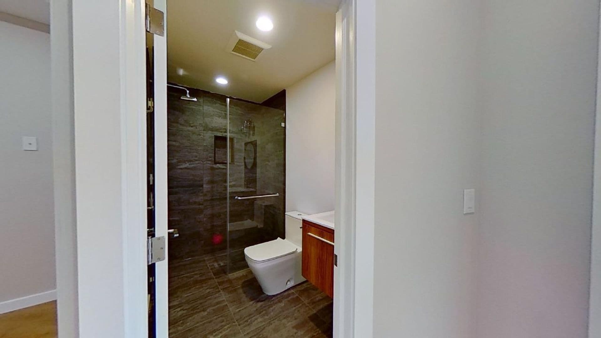 Philadelphia Apartment: 3859 Lancaster Ave