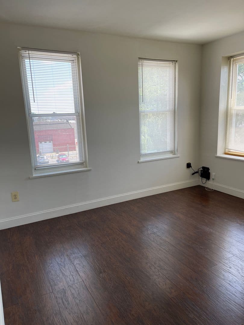 Philadelphia Apartment: 2641 E Clearfield St.
