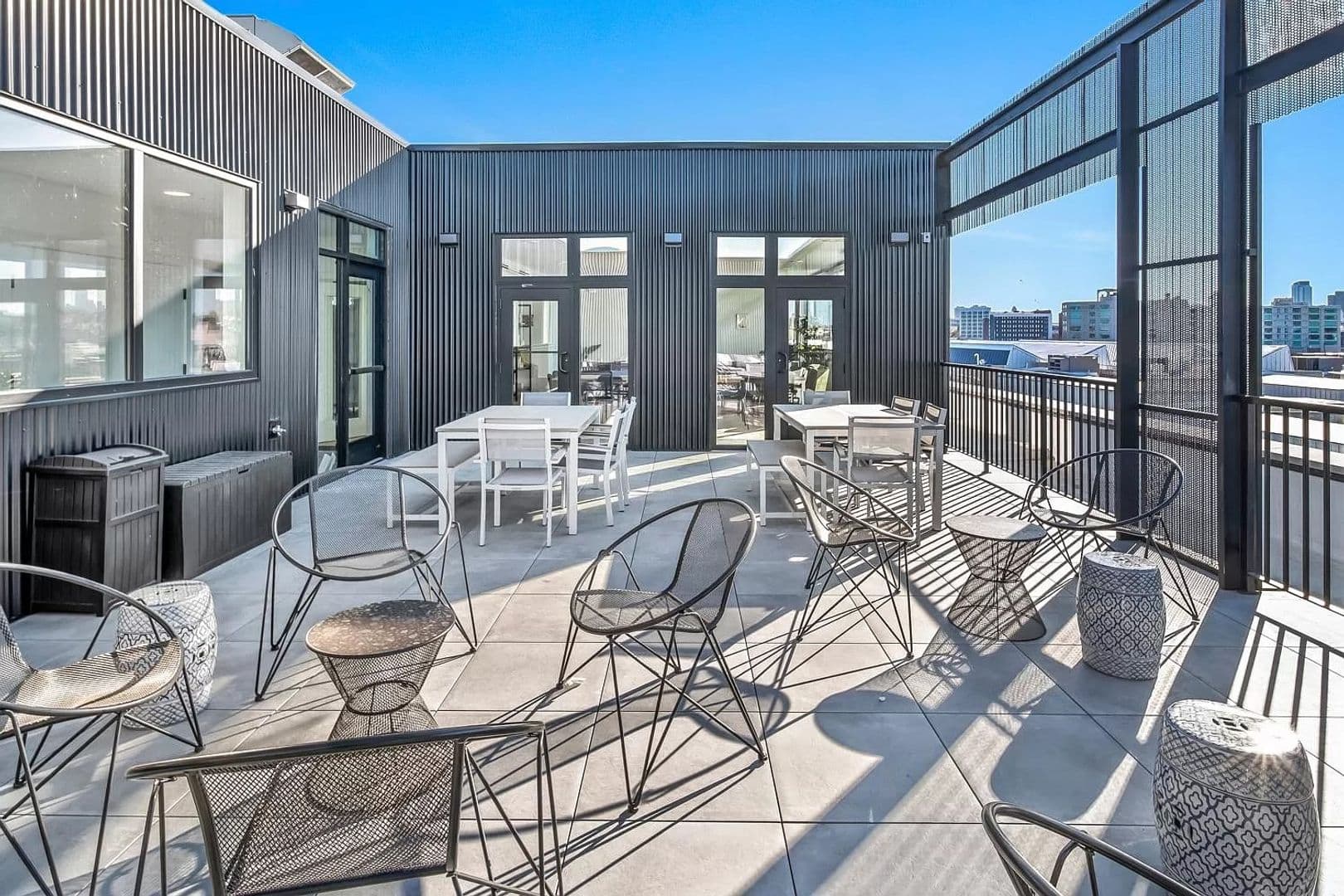 Philadelphia Apartment: 965 Frankford Ave