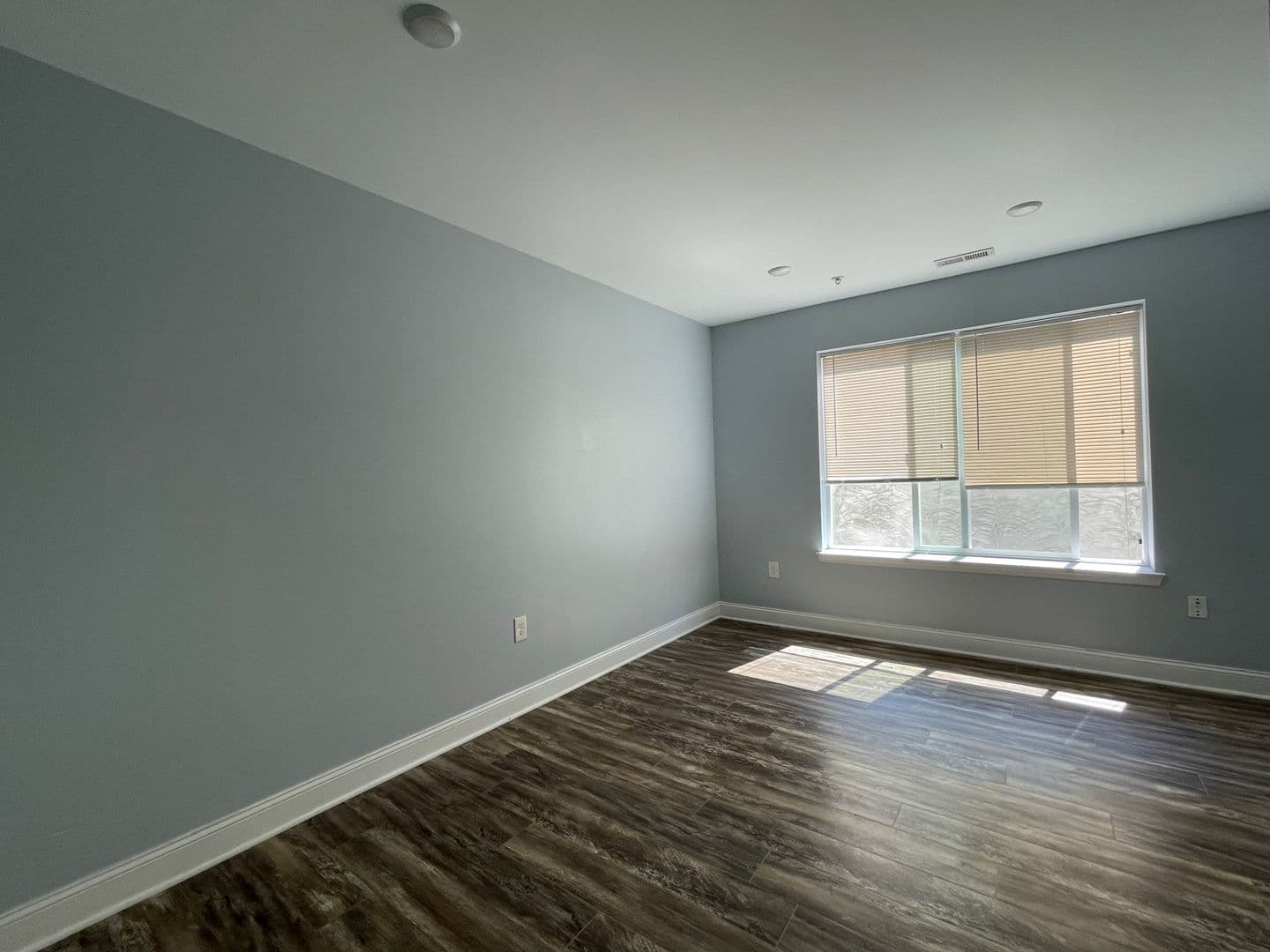 Philadelphia Apartment: 1257-59 N Newkirk St