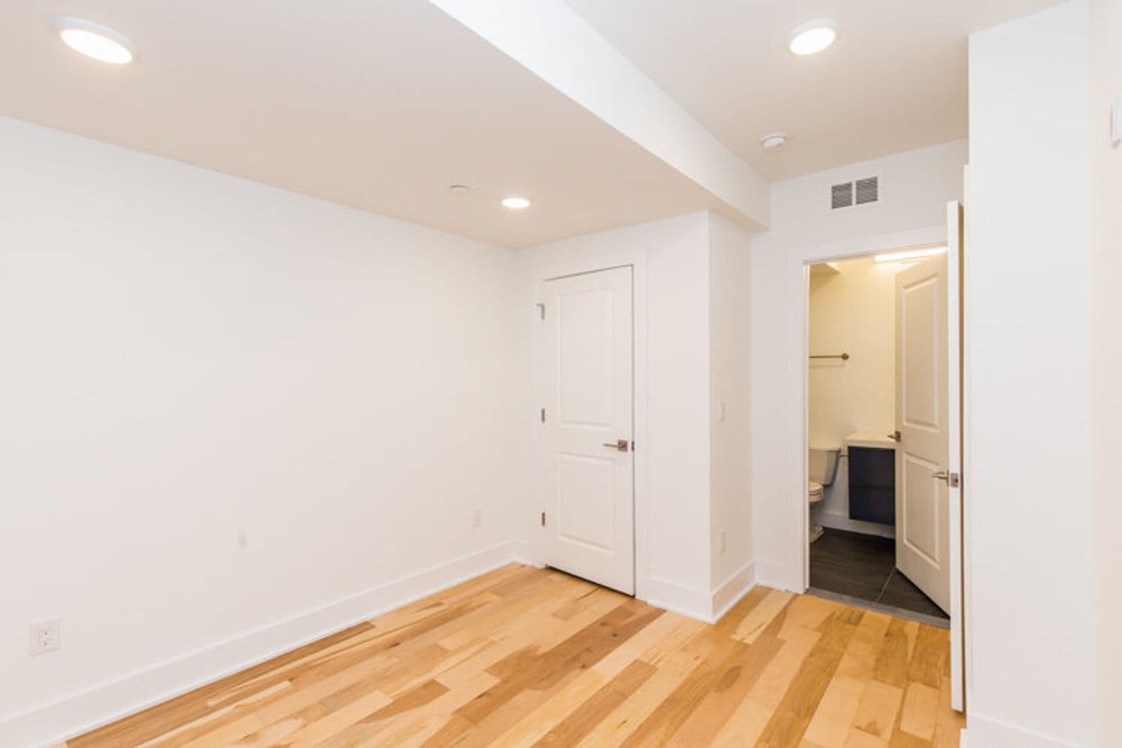 PHILADELPHIA Apartment: 4100 Ludlow St