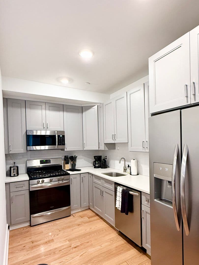 PHILADELPHIA Apartment: 4100 Ludlow St