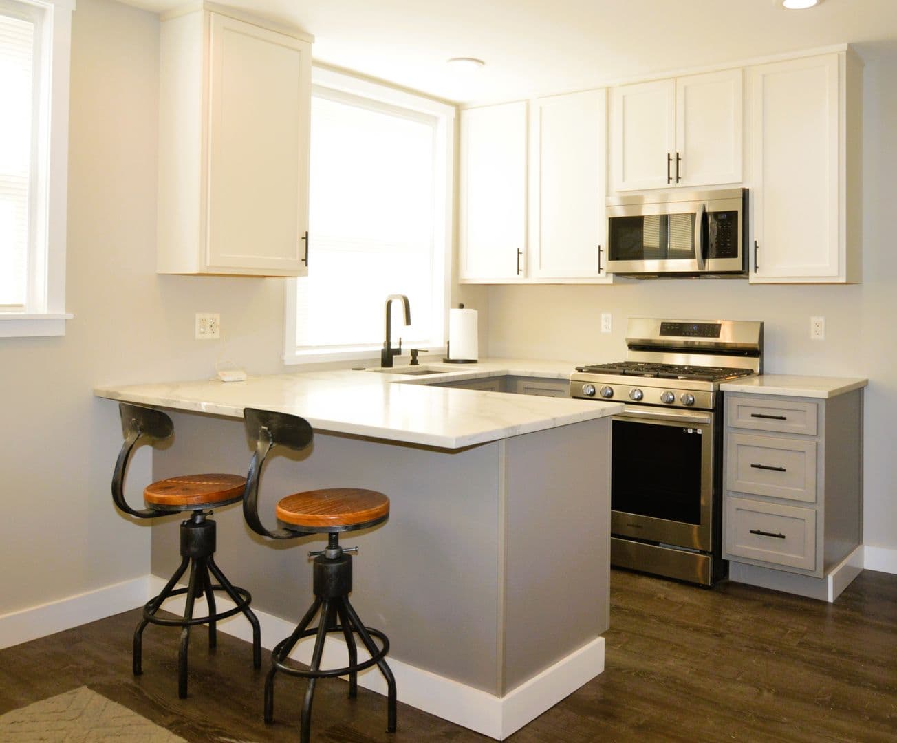 Philadelphia House: 1034 E Howell St