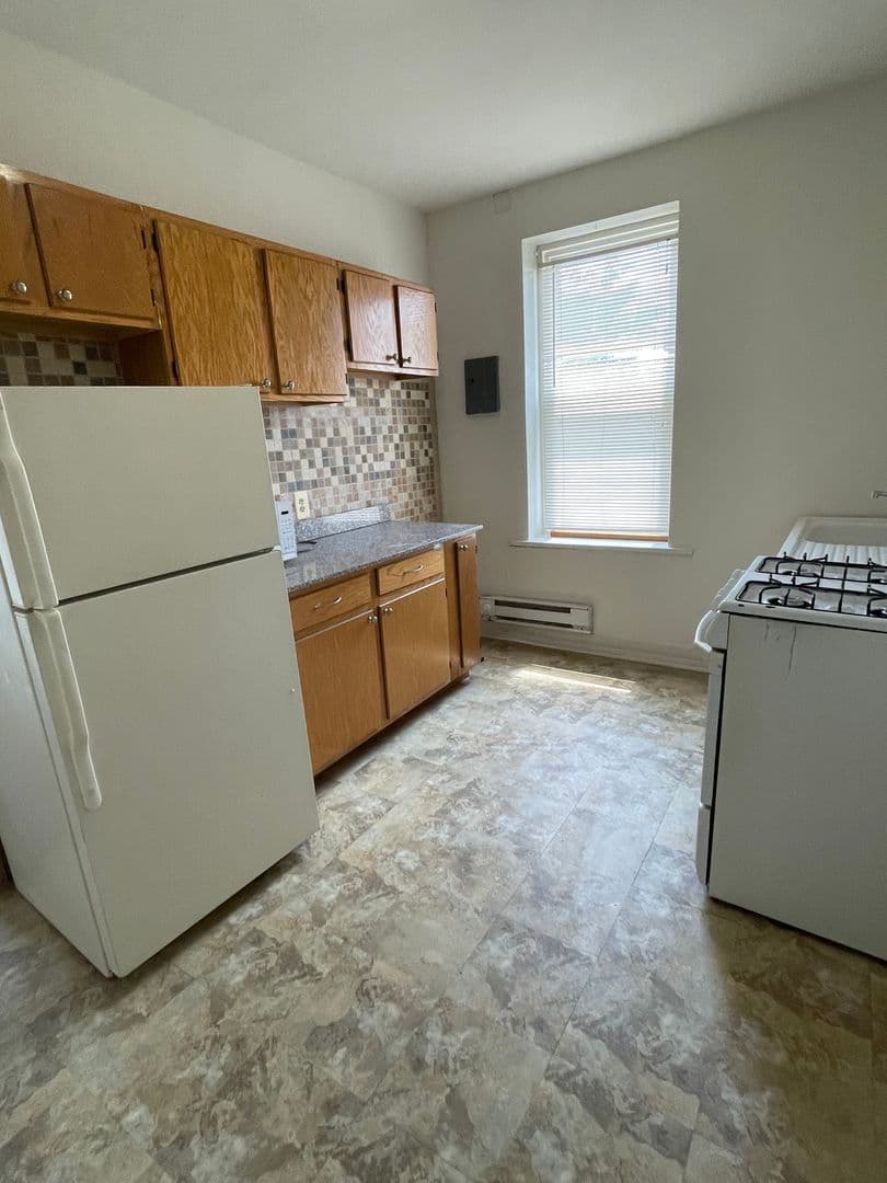 Philadelphia Apartment: 2641 E Clearfield St.