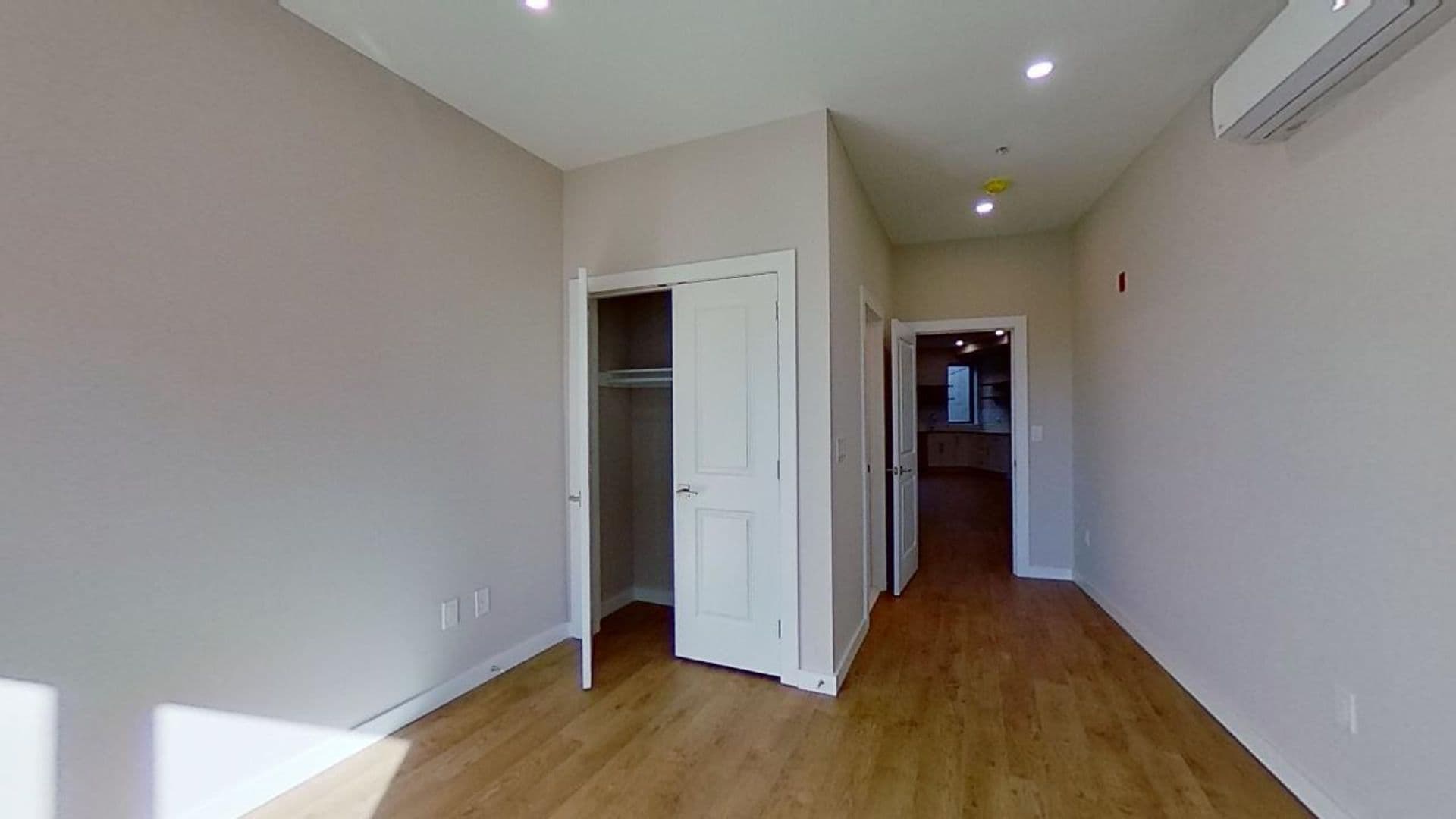 Philadelphia Apartment: 3859 Lancaster Ave