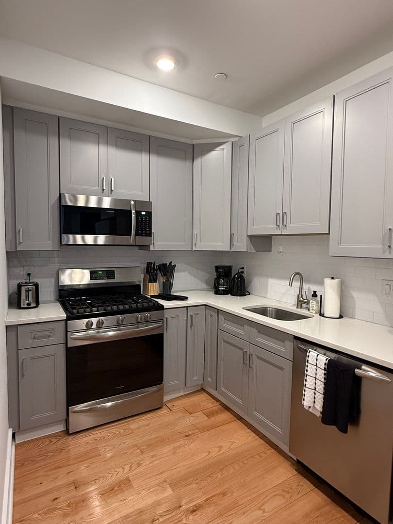 PHILADELPHIA Apartment: 4100 Ludlow St