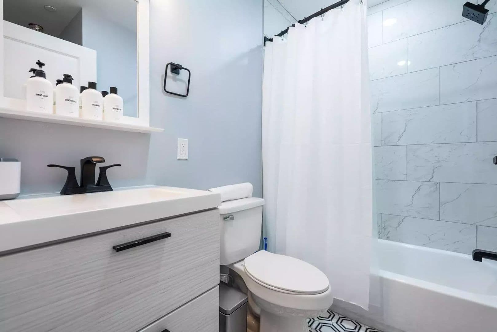 Philadelphia Apartment: 3936 Haverford Ave