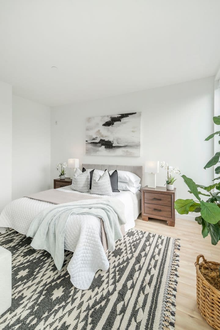 Philadelphia Apartment: 1131-39 N Front St