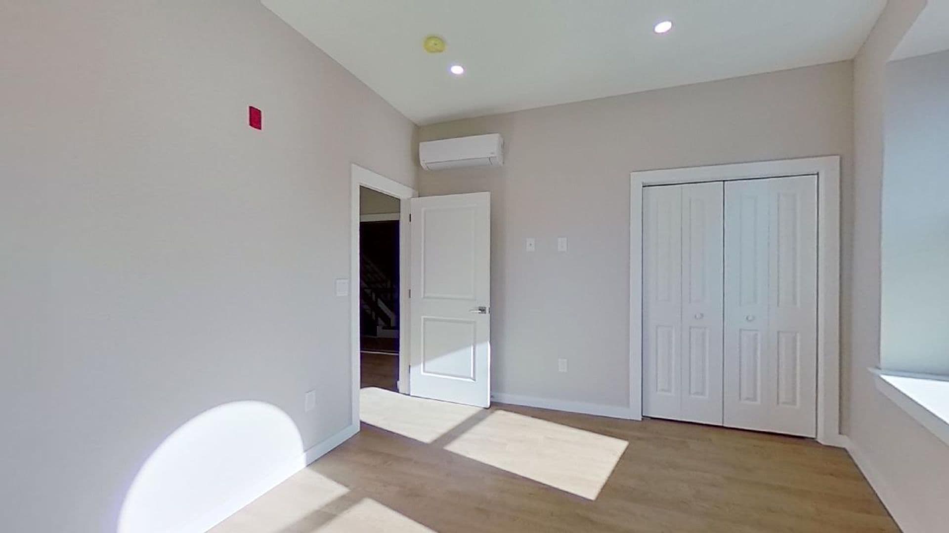 Philadelphia Apartment: 3859 Lancaster Ave