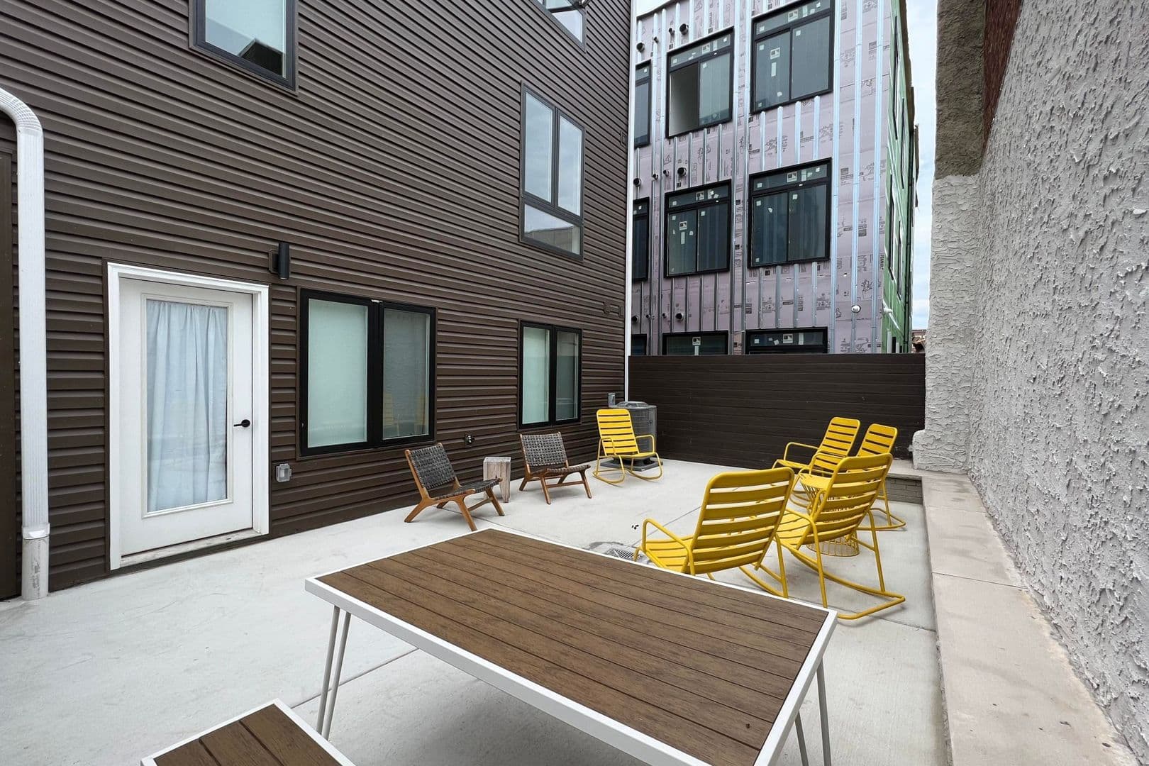 Philadelphia Apartment: 521 N 41st Street