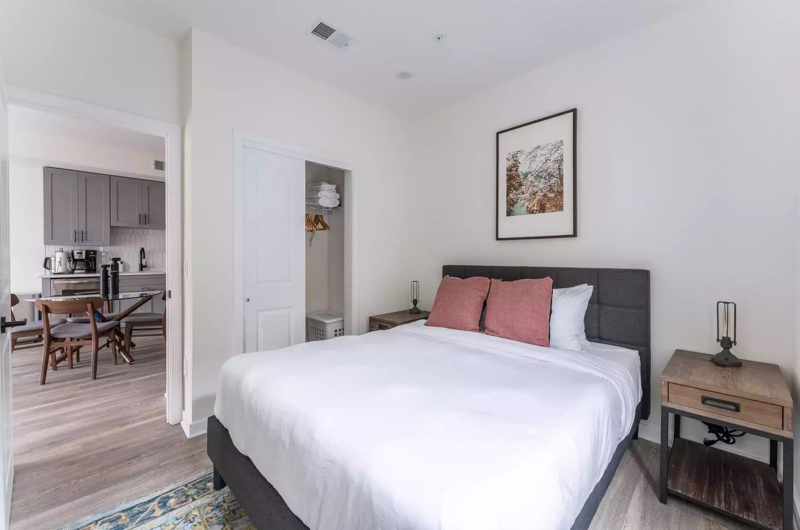 Philadelphia Apartment: 521 N 41st Street