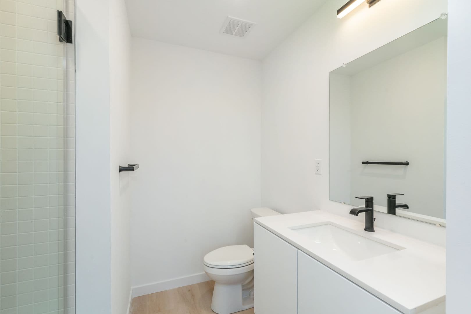 Philadelphia Apartment: 2717-27 N Howard St