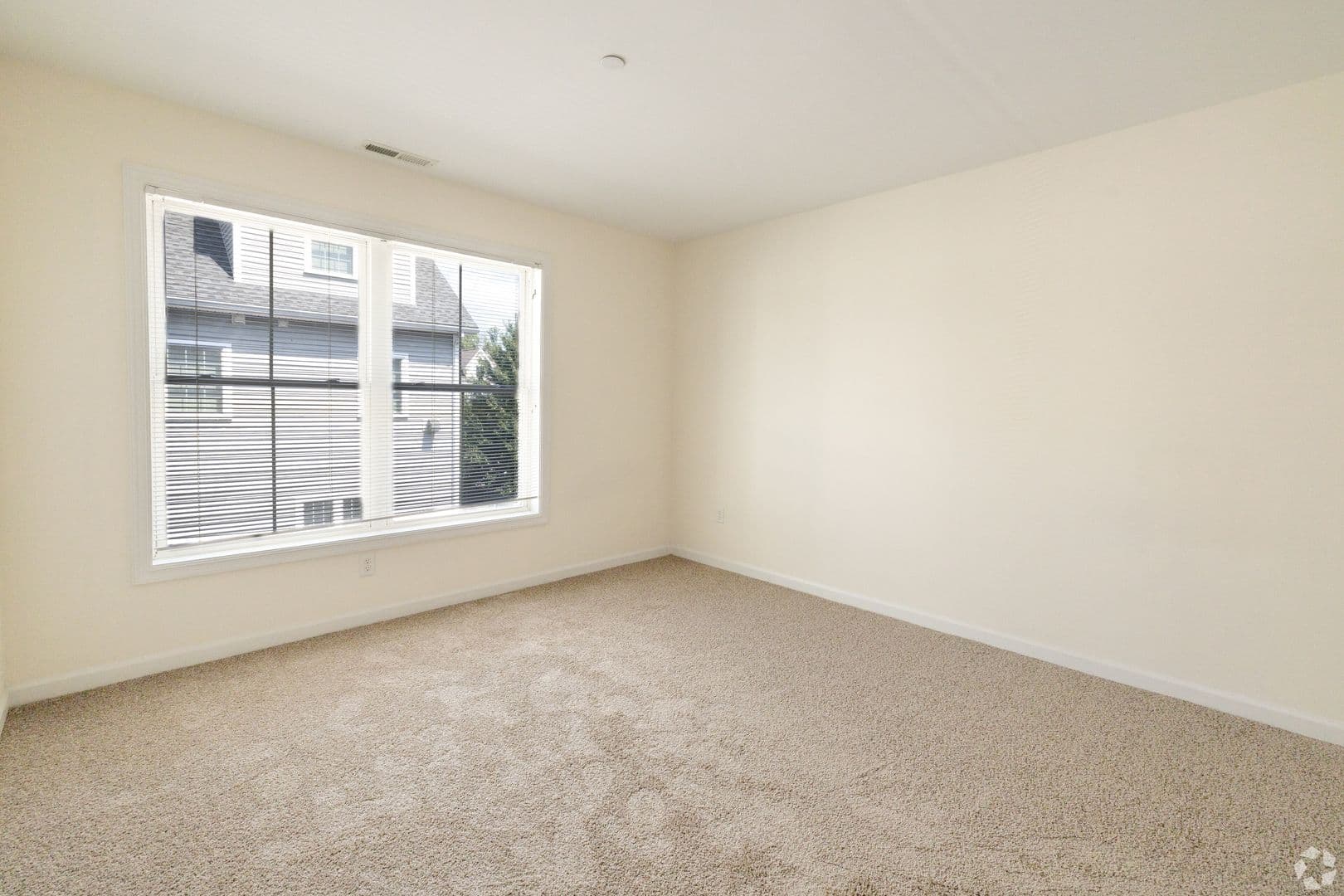 Norwalk Townhome: 4 Summer Street